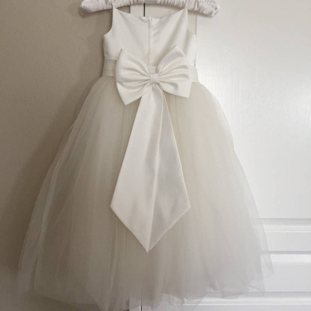Beaded Flower Girl Dress & Sash 4T 4 Ivory white